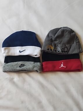 4pc Baby 0-6mos Hat Bundle